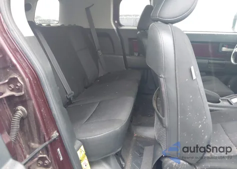 2007 Toyota Fj Cruiser from USA, damaged, VIN JTEBU11F970098814